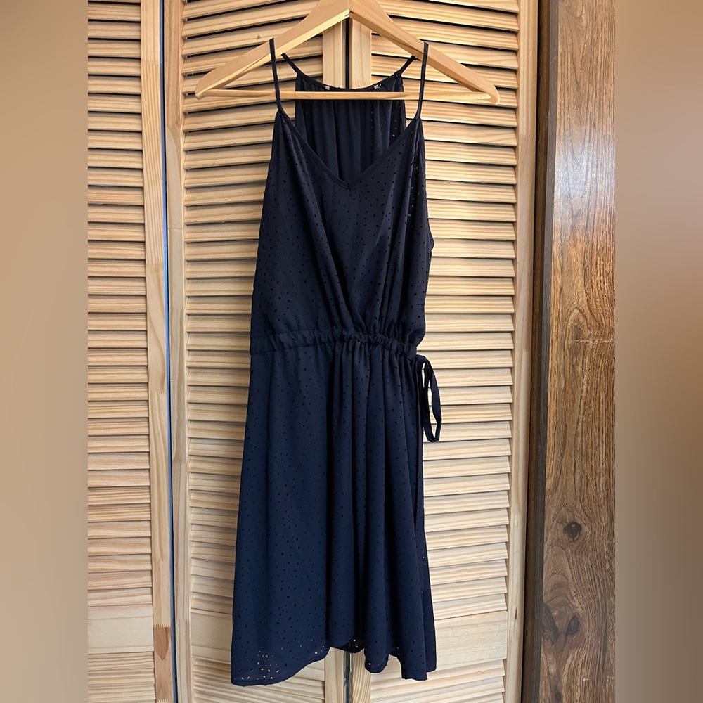 Bought this from Stitch Fix. Beautiful dress! It’s a beautiful Navy color!